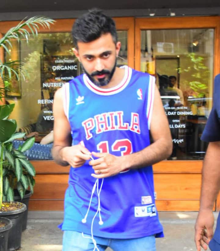 As Sonam Kapoor will soon leave for Cannes Film Festival in the next few days, seems like Anand will be chilling in Mumbai till then to spend time with his wife. (Photo: Manav Manglani)