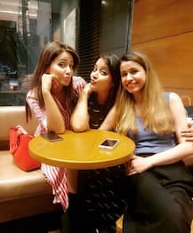 Karan Mehra aka 'Naitik' REUNITES with his 'Yeh Rishta Kya Kehlata Hai' co-stars after a long-time!