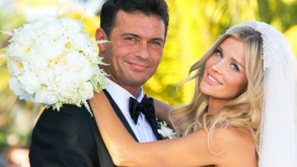 After 4-years of marriage, Joanna Krupa & Romain Zago officially divorced! After 4-years of marriage, Joanna Krupa & Romain Zago officially divorced!