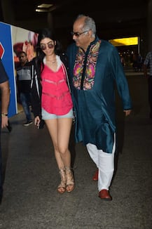 PHOTOS: Doting Daddy Boney Kapoor at the airport to receive his STYLISH daughter Khushi!