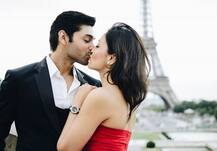 Latest pics from Ruslaan Mumtaaz & wife Nirali's photo shoot below Eiffel Tower are just TOO ROMANTIC!