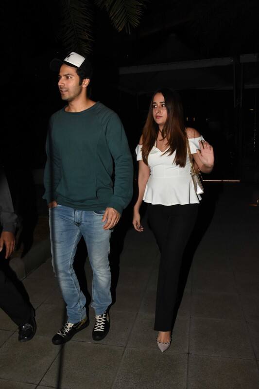 The two looked adorable and much comfortable on being clicked by paparazzi.