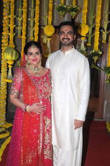 Godh bharai pics: Esha Deol looks RADIANT in BRIDAL look; flaunts her growing BABY BUMP at the ceremony!