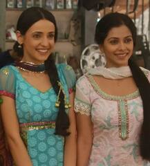 The latest pics of Deepali Pansare's newborn baby boy Ruaan are TOO CUTE!