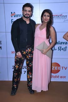 IN PICS: Gold Awards 2018- TV star Karan Patel & his PREGNANT wife Ankita Bhargava make an adorable couple on the RED CARPET