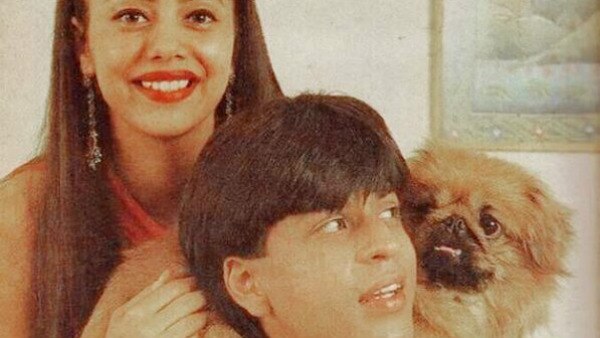 Shah Rukh Khan & wife Gauri look awwdorable in this throwback photo! Shah Rukh Khan & wife Gauri look awwdorable in this throwback photo!