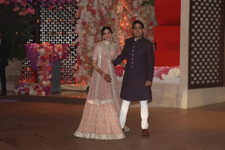 A wedding date is yet to be finalised. Stay tuned for more updates! (Photo: Manav Manglani)