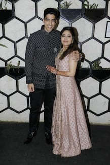 Shweta Tripathi & beau Chaitnya look happy & excited in these pics from ring ceremony!Chaitanya