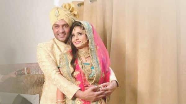 Popular TV actor Anas Rashid best remembered for his role as Sooraj Rathi from the superhit Star Plus show, 'Diya Aur Baati Hum' got married to fiancée Heena Iqbal in a traditional Muslim function on September 10. (Photo: Instagram)