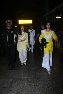 Janhvi Kapoor, Khushi & Boney Kapoor back from Tirupati Balaji; get snapped at Airport!