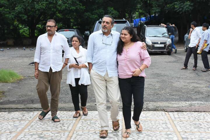 The 62-year-old actress Rita Bhaduri played the role of much-loved dadi in popular show 'Kumkum - Pyara Sa Bandhan' & her co-stars from the show too came for her last rites. (Photo: Manav Manglani)