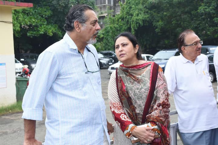 Last seen in 'Naamkarann', actress Neelu Kohli looked sad. (Photo: Manav Manglani)