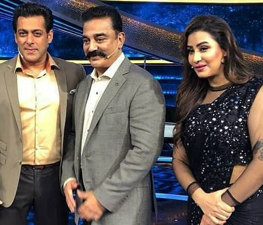 Shilpa also revealed that there are a few surprises on the show. She wrote praising Karan Patel on Twitter, 