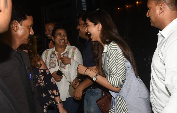 Check this out! We wonder what's the joke! Caption this pic!