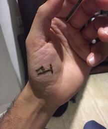 Karwa Chauth 2017: Ayushmann Khurrana fasts, puts mehendi of wife Tahira's name to break stereotypes!