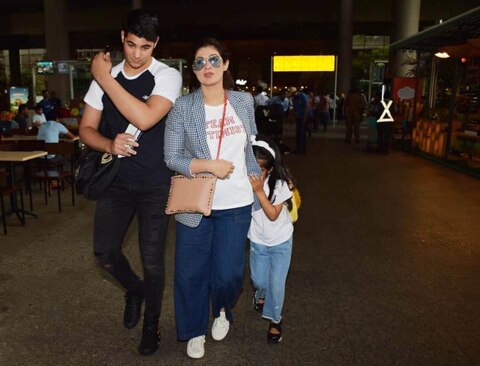 Sister Nitara Shies Away From Cameras, Big Bro Aarav Bhatia Smiles As