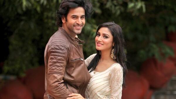 Colors TV’s Roop-Mard Ka Naya Swaroop has made a splashing entry in the list of top ten shows for the very first time. The show which took a leap last week introduced Shashank Vyas as the grown-up Roop and Donal Bisht as his lady love. The show has secured the number ten spot in week 29 and it remains to be seen if it can manage to continue the momentum.
Don’t miss to catch the ratings of your favourite shows for week 30 next Thursday only on Filmy monkey.
