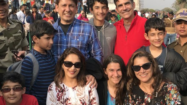 Madhuri Dixit visits Taj Mahal with family! Madhuri Dixit visits Taj Mahal with family!