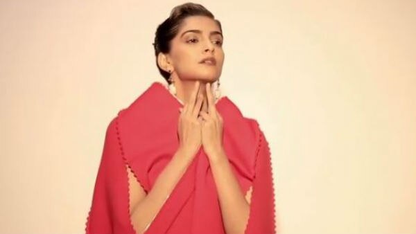 Sonam Kapoor suffering from bronchitis! Sonam Kapoor suffering from bronchitis!