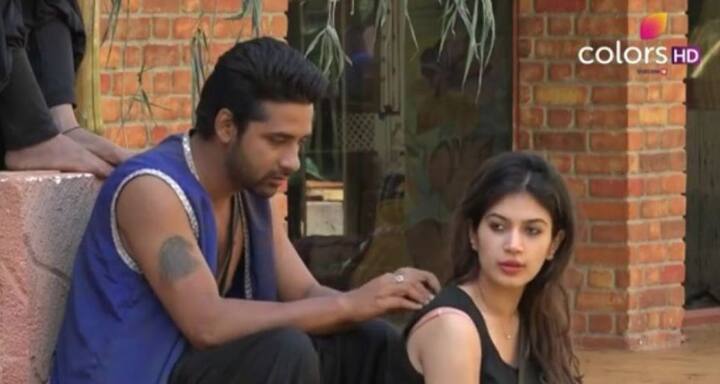 Bigg Boss 11 has completed one month of its air and by now everyone is aware of contestants' nature and style of playing game