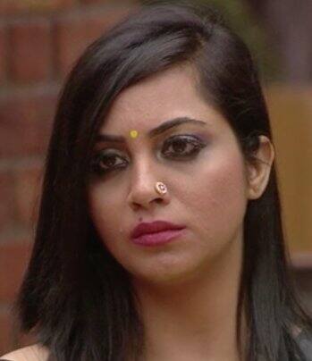 'Bigg Boss 11' contestant Arshi Khan is one of the most entertaining contestants of this season. But ever since her entry in the reality show, her name has been embroiled in few controversies as well.(Photo: Colors)