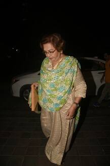 PICS: Salman Khan's alleged girlfriend Iulia Vantur steals the show from Malaika at Helen's birthday dinner!