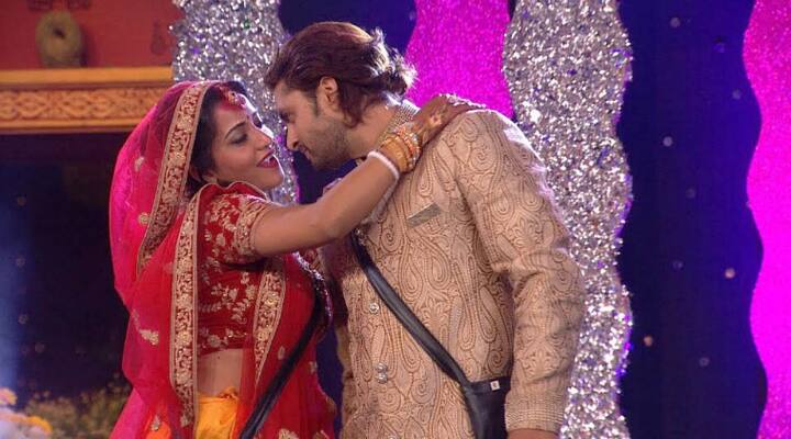 The former Bigg Boss 10 contestant and bhojpuri sensation Monalisa Antara aka Antara Biswas who got married to her beau-actor Vikrant Singh Rajpoot inside the BB house just turned 34 on her birthday i.e. 21st November