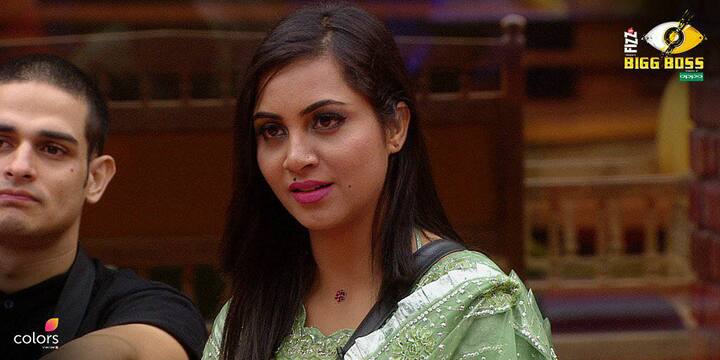 Last night in the Weekend ka vaar episode we saw Salman Khan grilling Arshi Khan for her misbehavior towards Shilpa Shinde! 