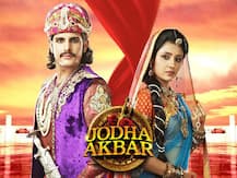 PIC: 'Jodha Akbar' actress Paridhi Sharma snapped with baby girl looking ADORABLE together!