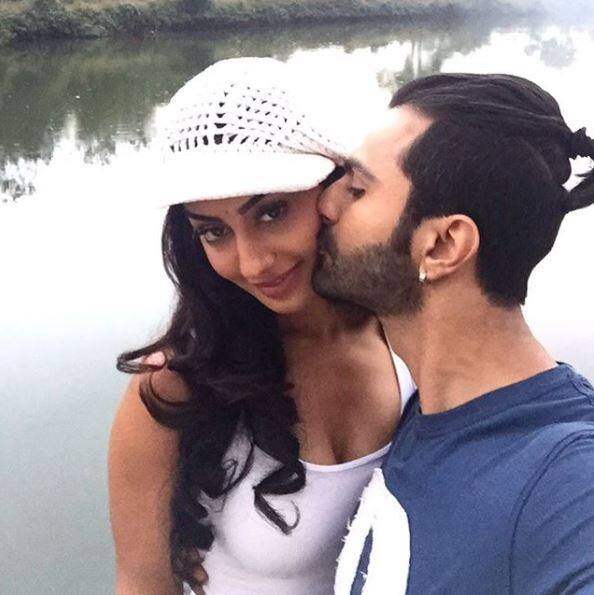 Actors & former ‘Bigg Boss’ contestants Ashmit Patel & Maheck Chahal are in a steady relationship since last two years. (Photo: Instagram)