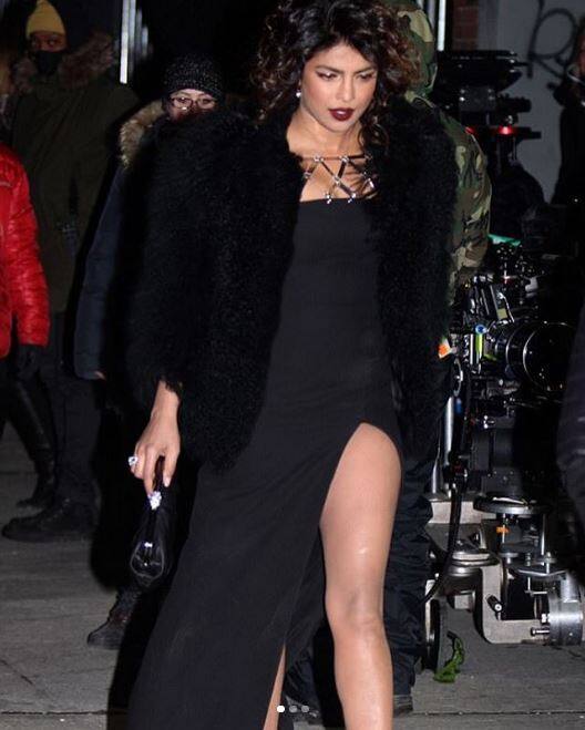 The Desi Girl is shooting for the 3rd season for her hit US series 'Quantico' in the New York city and her latest pictures from the shoot are just too hot to handle as you can see here!