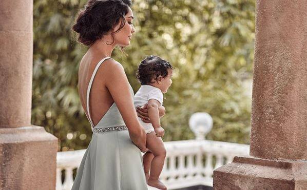 Bollywood actress Lisa Haydon, who is best known for her role in Kangana Ranut's 'Queen' have birth to a baby boy named Zack in May last year. (Photo: Instagram)