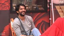 Hiten Tejwani LOCKS LIPS with wife Gauri Pradhan at his birthday bash!