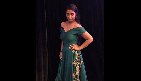 Colors TV actress Meera Deosthale opens up about STAGE FEAR Colors TV actress Meera Deosthale opens up about STAGE FEAR