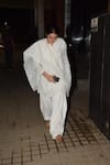 IN PICS: Saif Ali Khan's daughter Sara looks every inch of a GIRL-NEXT-DOOR in white salwar-kameez post movie date!