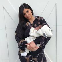 New mommy Kylie Jenner shares a flashback BIKINI snap after sharing adorable pics with her baby girl!
