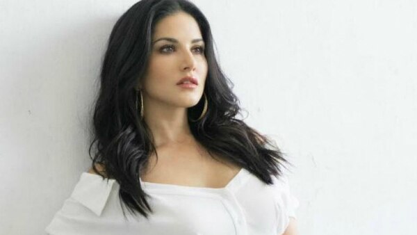 Sunny Leone: Criticism has nothing to do with country, but society Sunny Leone: Criticism has nothing to do with country, but society