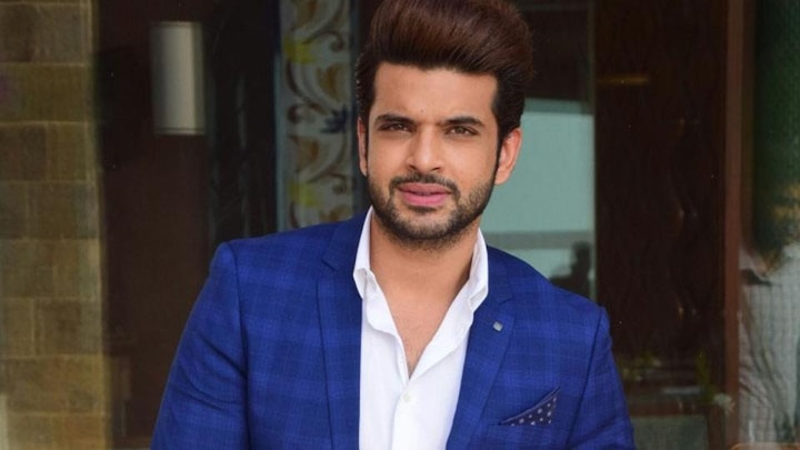 'Love School' host Karan Kundra takes a dig at Bollywood actor 'Love School' host Karan Kundra takes a dig at Bollywood actor