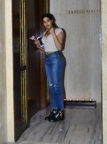 Janhvi Kapoor looks STYLISH as she gets snapped outside Manish Malhotra's house!