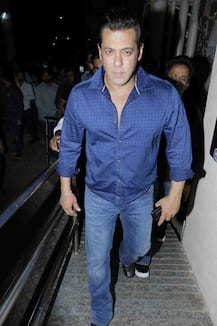 IN PICS: Sohail Khan carrying his sleepy son Yohan at brother Salman's 'Race 3' special screening will melt your hearts!