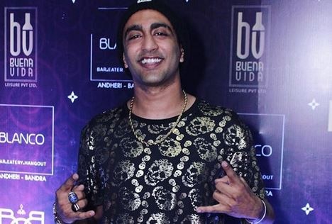 Bigg Boss 11 contestant Akash Dadlani to release his song BANG BANG Bigg Boss 11 contestant Akash Dadlani to release his song BANG BANG