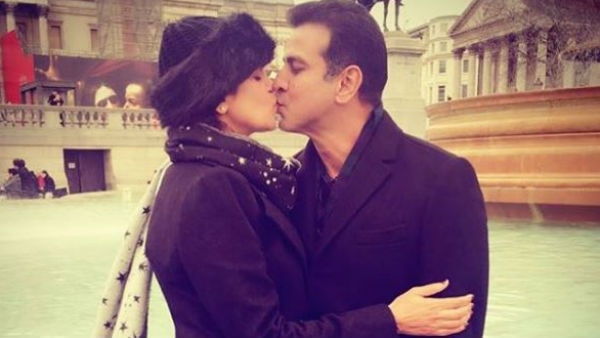 'Kyunki Saas Bhi Kabhi Bahu Thi' actor Ronit Roy shares LIP LOCK pic with wife on Father’s Day 'Kyunki Saas Bhi Kabhi Bahu Thi' actor Ronit Roy shares LIP LOCK pic with wife on Father’s Day