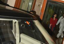 Rumored couple Alia Bhatt & Ranbir Kapoor visit real 'Sanju' Sanjay Dutt's house together!