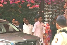 SRK-Gauri, Ranbir, Alia & other celebs among the first to arrive at Akash-Shloka's pre-engagement bash!