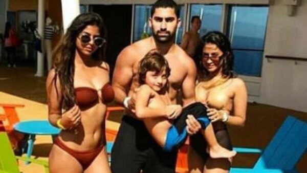 SRK's daughter Suhana Khan gets trolled for bikini-clad snap! SRK's daughter Suhana Khan gets trolled for bikini-clad snap!