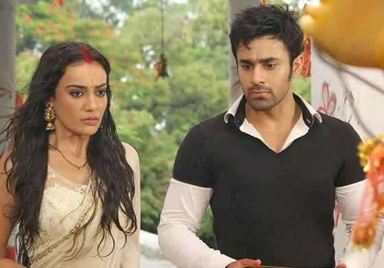 NAAGIN 3: HUGE TWIST! Bela to get EXPOSED in front of family? NAAGIN 3: HUGE TWIST! Bela to get EXPOSED in front of family?