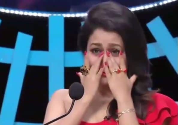 Neha Kakkar trolled for CRYING; Gives it back to haters by posting memes Neha Kakkar trolled for CRYING; Gives it back to haters by posting memes