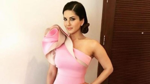 Sunny Leone set to premiere 'Karenjit Kaur' despite objection Sunny Leone set to premiere 'Karenjit Kaur' despite objection