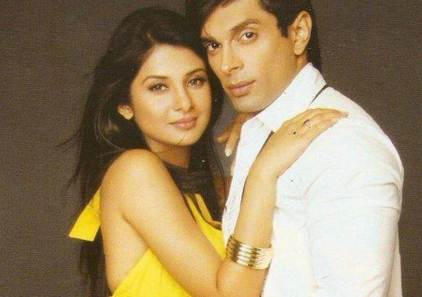 This is how Karan Singh Grover REACTED after watching EX-WIFE Jennifer Winget’s ‘Bepannaah’ This is how Karan Singh Grover REACTED after watching EX-WIFE Jennifer Winget’s ‘Bepannaah’