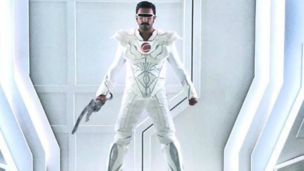 Is Ranveer Singh hinting at a sci-fi flick? Is Ranveer Singh hinting at a sci-fi flick?